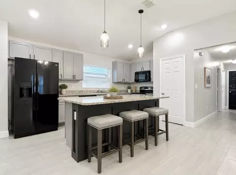 Kitchen - 3040 Lakes Crest Ave, Saint Cloud, FL 34772 photo 2 of 8