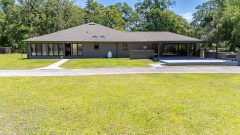 830 NW 111th Ln, Oxford, FL 34484
