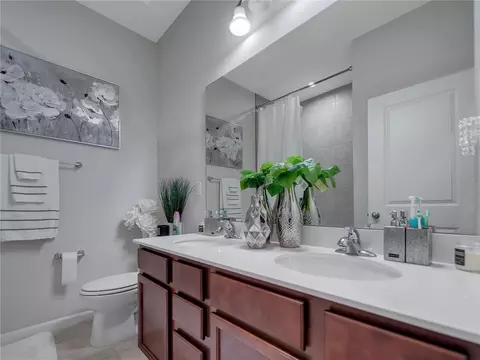 Bath - 5542 Toulouse Ln, Saint Cloud, FL 34771 photo 3 of 4