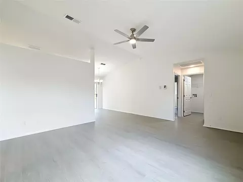 Living - 13 Juniper Pass Radl, Ocala, FL 34480 photo 2 of 3