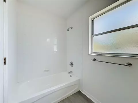 Bath - 13 Juniper Pass Radl, Ocala, FL 34480 photo 2 of 3