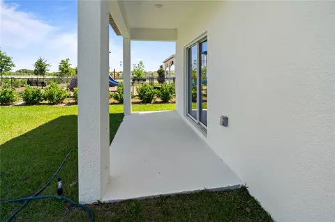Exterior - 1774 White Elephant Loop, Winter Haven, FL 33884 photo 3 of 3