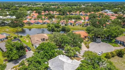1216 Whitney Dr, Venice, FL 34292