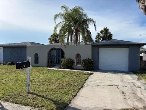 6301 Seabreeze Dr, Port Richey, FL 34668