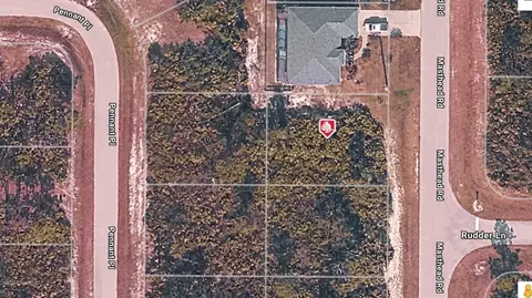 34 Masthead Rd, Placida, FL 33946