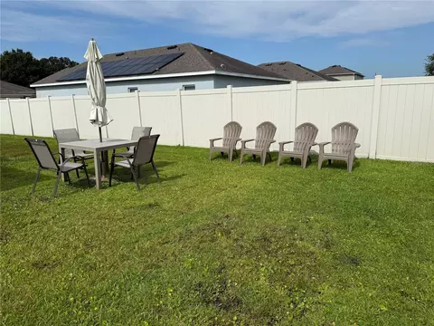 Exterior - 2600 Wadeview Loop, Saint Cloud, FL 34769 photo 10 of 12