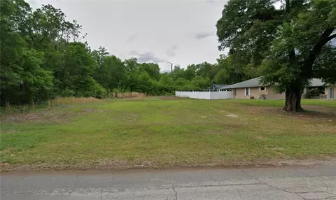 8570 N Upland Dr, Citrus Springs, FL 34434