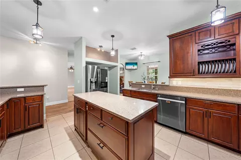 Kitchen - 4295 Rambler Ave, Saint Cloud, FL 34772 photo 6 of 12