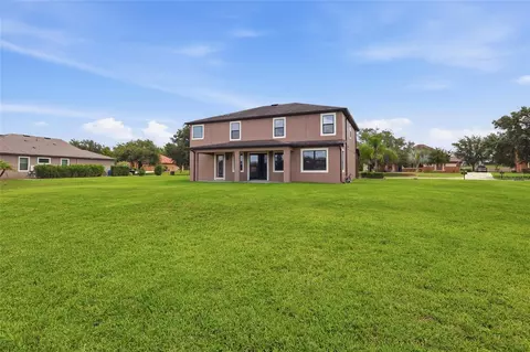 Exterior - 9410 Lisbon St, Seffner, FL 33584 photo 4 of 5
