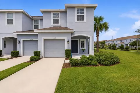 7005 Grand Elm Dr, Riverview, FL 33578