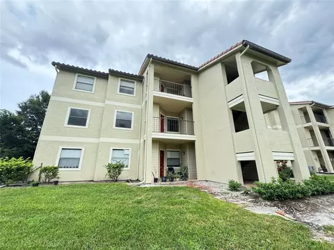 3038 Parkway Blvd #208, Kissimmee, FL 34747