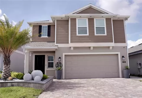 2181 Aquifer Ln, Davenport, FL 33837
