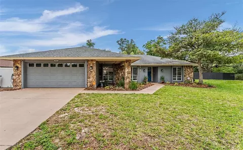5776 Deer Flag Dr, Lakeland, FL 33811