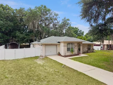 Exterior - 305 E 5th St, Saint Cloud, FL 34769 photo 2 of 5