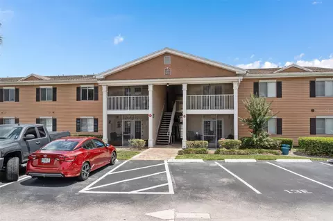 155 N Pearl Lake Cswy #208, Altamonte Springs, FL 32714