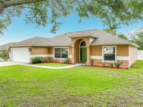 1123 Lakeview Oaks Dr, Minneola, FL 34715
