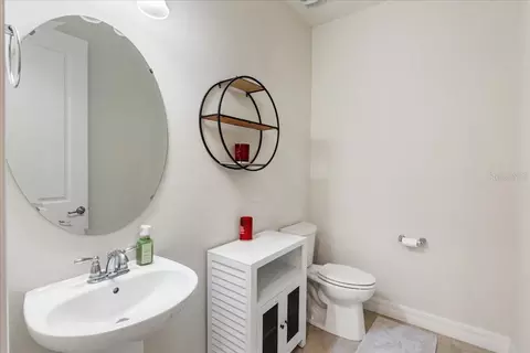 Bath - 2712 Timbergrove St, Saint Cloud, FL 34771 photo 3 of 3