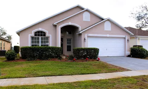 1068 Lake Berkley Dr, Kissimmee, FL 34746