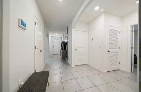 Entry Way - 160 Hickory Course Loop, Ocala, FL 34472 photo 3 of 5