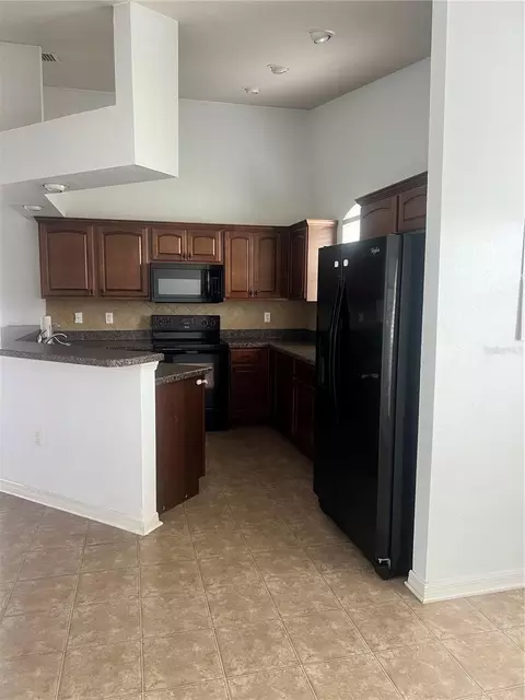Kitchen - 3739 Ricky Ln, Saint Cloud, FL 34772 photo 6 of 6