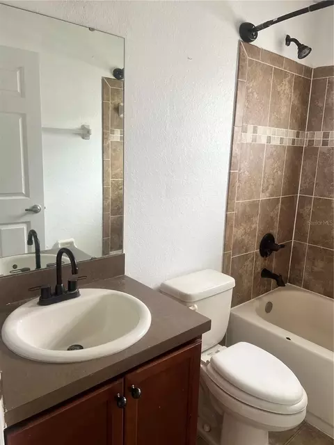 Bath - 3739 Ricky Ln, Saint Cloud, FL 34772 photo 1 of 7
