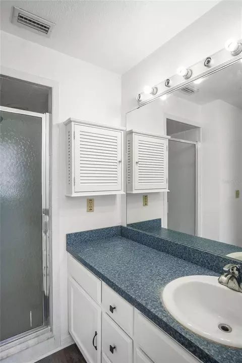 Bath - 1177 Liza St, Saint Cloud, FL 34771 photo 1 of 5