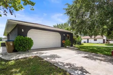 Exterior - 1177 Liza St, Saint Cloud, FL 34771 photo 2 of 10