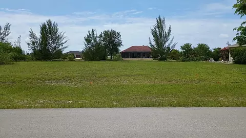 2918 NW 14th Ter, Cape Coral, FL 33993