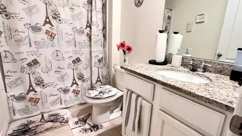Bath - 5406 Pine Lilly Dr, Saint Cloud, FL 34771 photo 3 of 3