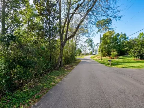 Satsuma Rd, Chattahoochee, FL 32324