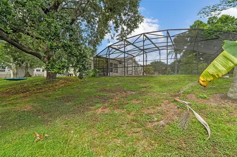 Exterior - 110 Edgewater Dr, Saint Cloud, FL 34769 photo 9 of 13