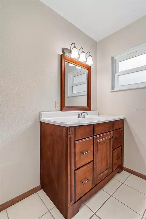 Bath - 110 Edgewater Dr, Saint Cloud, FL 34769 photo 3 of 3