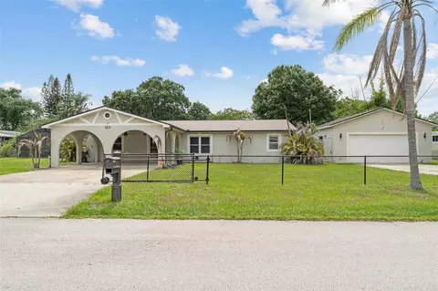 110 Edgewater Dr, Saint Cloud, FL 34769