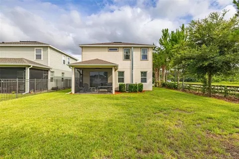 Exterior - 17023 Goldcrest Loop, Clermont, FL 34714 photo 7 of 20