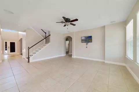 Living - 4958 Cypress Hammock Dr, Saint Cloud, FL 34771 photo 8 of 11