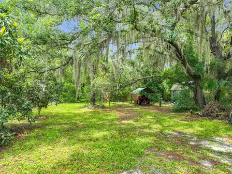 175 N Summit Ave, Lake Helen, FL 32744