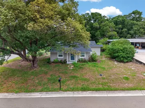305 S Sharp St, Lake Wales, FL 33853
