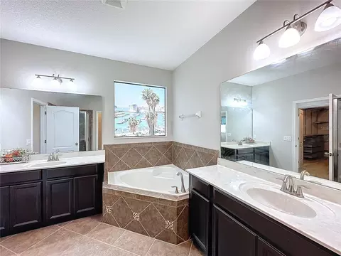 Bath - 5121 Appenine Loop W, Saint Cloud, FL 34771 photo 2 of 8