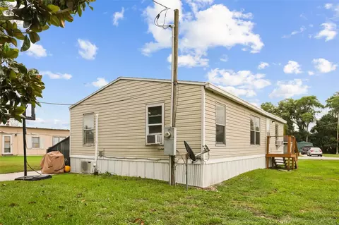 2016 Oak St, Saint Cloud, FL 34769 photo 4