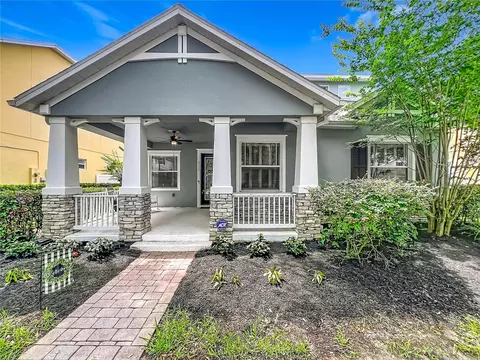 6588 Helmsley Cir, Windermere, FL 34786