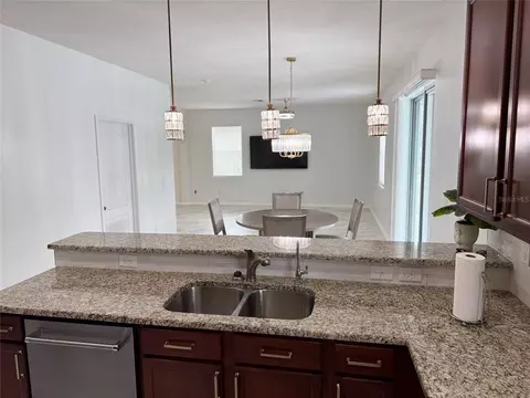 Kitchen - 12236 Fairlawn Dr, Riverview, FL 33579 photo 4 of 5