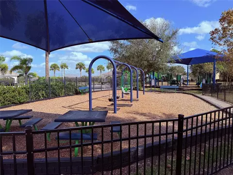 Exterior - 12236 Fairlawn Dr, Riverview, FL 33579 photo 12 of 17