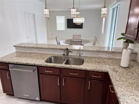 Kitchen - 12236 Fairlawn Dr, Riverview, FL 33579 photo 3 of 5