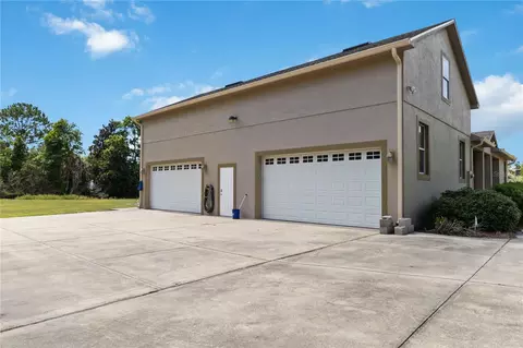 Exterior - 1300 S Narcoossee Rd, Saint Cloud, FL 34771 photo 3 of 8