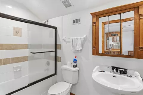 Bath - 1300 S Narcoossee Rd, Saint Cloud, FL 34771 photo 5 of 5