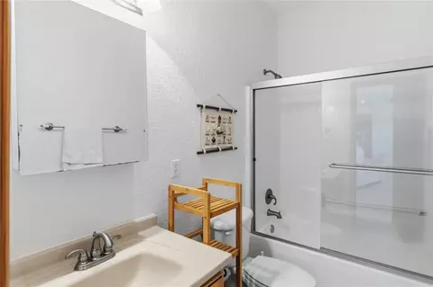 Bath - 1300 S Narcoossee Rd, Saint Cloud, FL 34771 photo 3 of 5