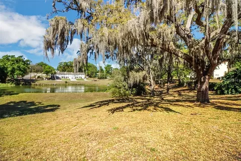 Exterior - 956 5th St #9A, Clermont, FL 34711 photo 14 of 15