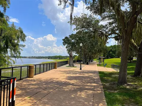 View/Area - 956 5th St #9A, Clermont, FL 34711 photo 8 of 9