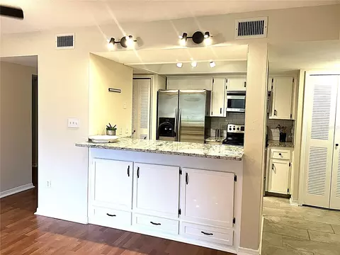Kitchen - 956 5th St #9A, Clermont, FL 34711 photo 1 of 7