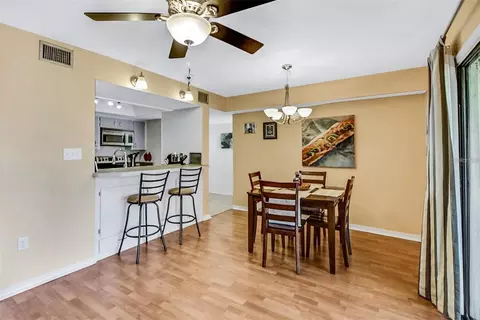 Dining - 956 5th St #9A, Clermont, FL 34711 photo 1 of 3